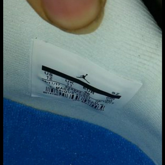 Jordan 11 - Picture 2 of 4